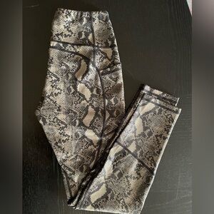 Til You Collapse Snake Print Leggings - Black and Green